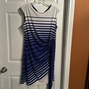 Roz and Ali dress blue and white